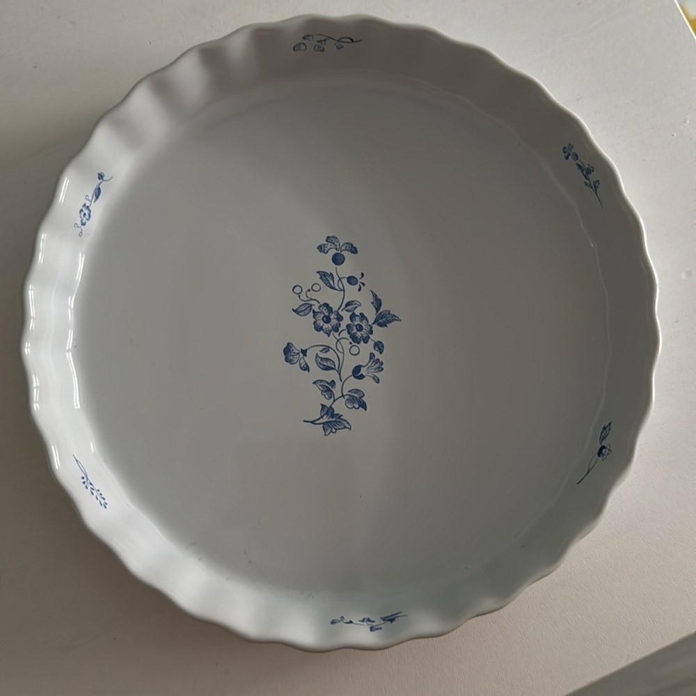 Fyrklovern Firklovern Apilanlehti - Jackie Lynd - Quiche/ Pie Pan